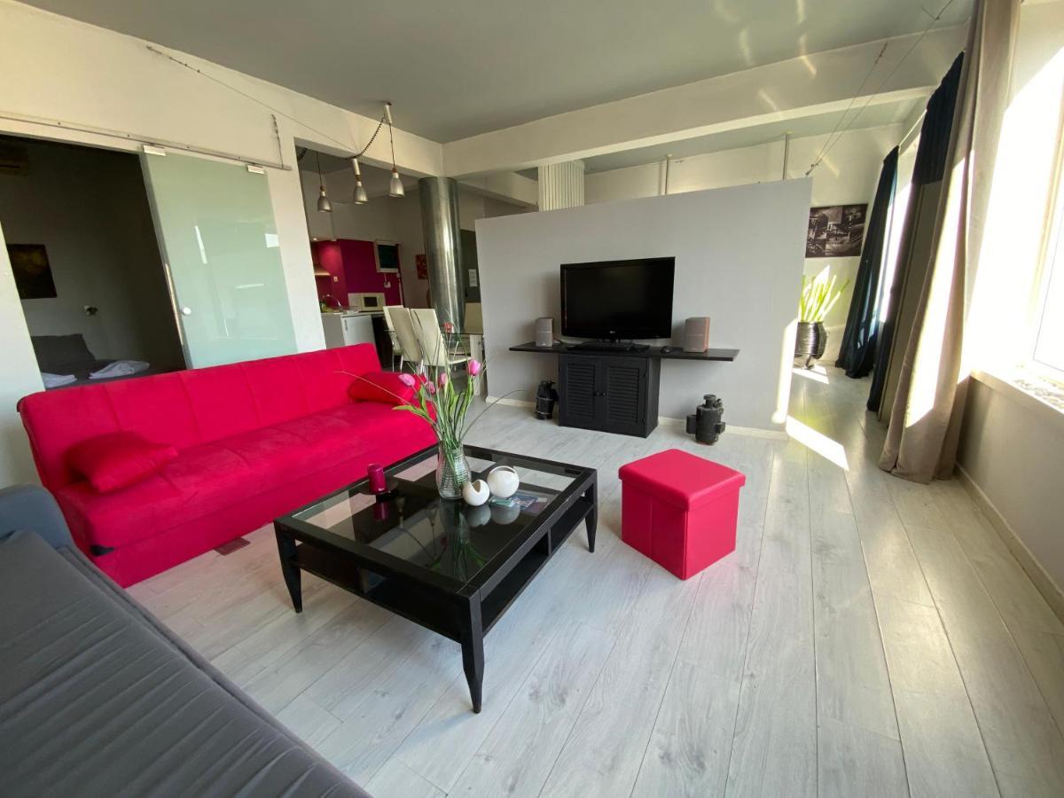 Red Grey Loft Apartman Athén Kültér fotó